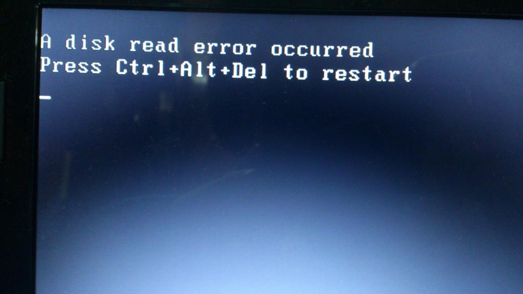 Как исправить ошибку «a disk read error occurred»
