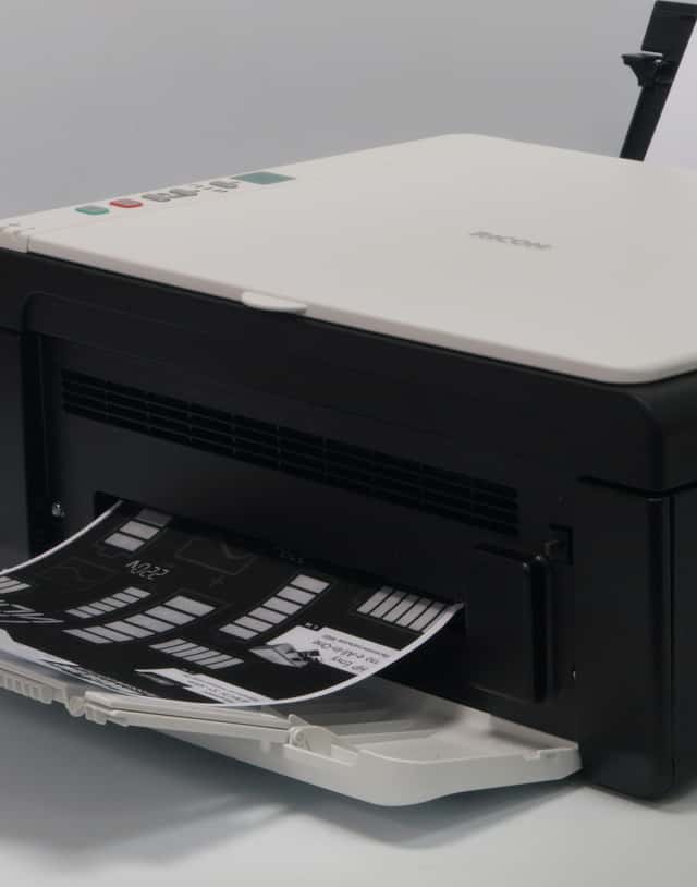Лучшие недорогие мфу за 2022 год - рейтинг принтеров со сканером и копиром для дома.