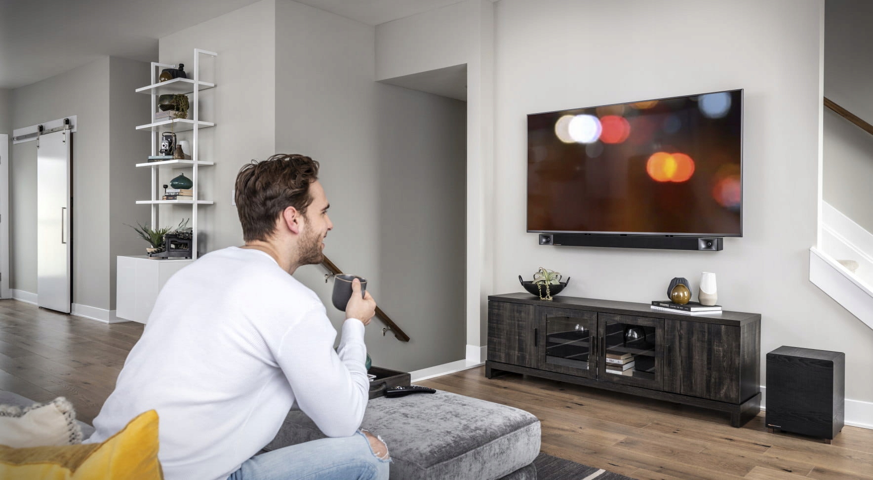 Как подключить саундбар jbl к телевизору samsung?